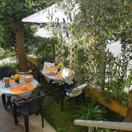 Casa Loren Pesaro Ngoại thất bức ảnh